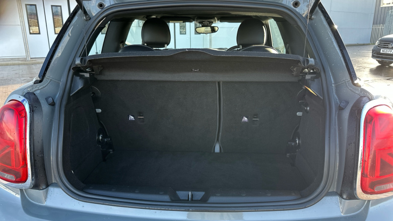 MINI Hatchback 135kW Cooper S Level 3 33kWh 3dr Auto Electric Hatchback